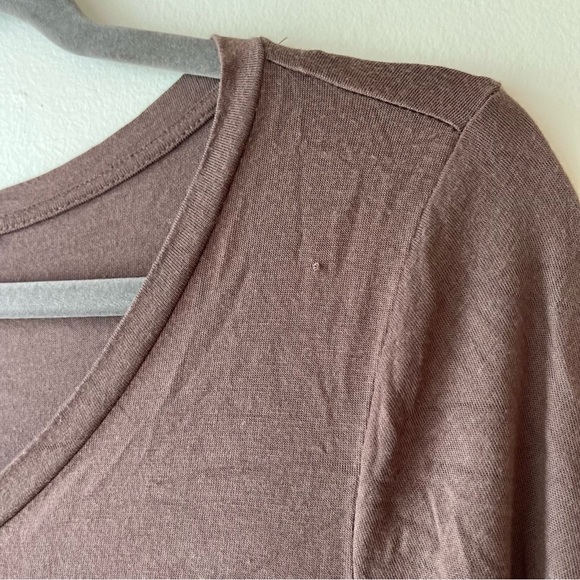 Cyrus Mauve Brown V-Neck Long Sleeve Top Medium | Soft Stretch Rayon Spandex - Picture 7 of 11